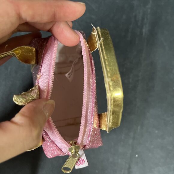 8 Doll Accessories Travel Lot Rolling‎ Luggage,Purse,Backpack,Toothbrush Set Etc - Picture 11 of 12